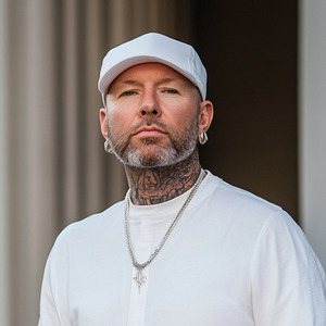 Fred Durst AI Music Generator - Lalals